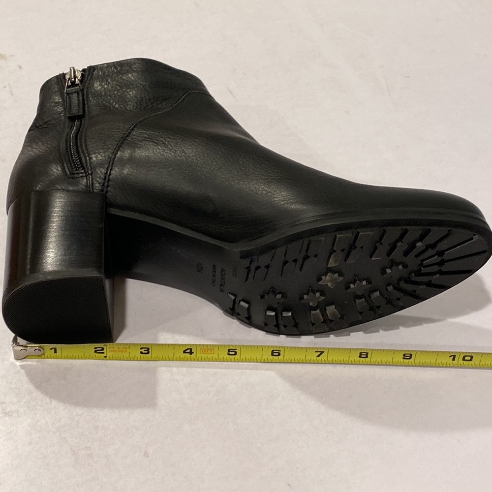 Aquatalia Italy NEW black leather ankle zipper boots 🥾 & dust bag block heel - Picture 10 of 16